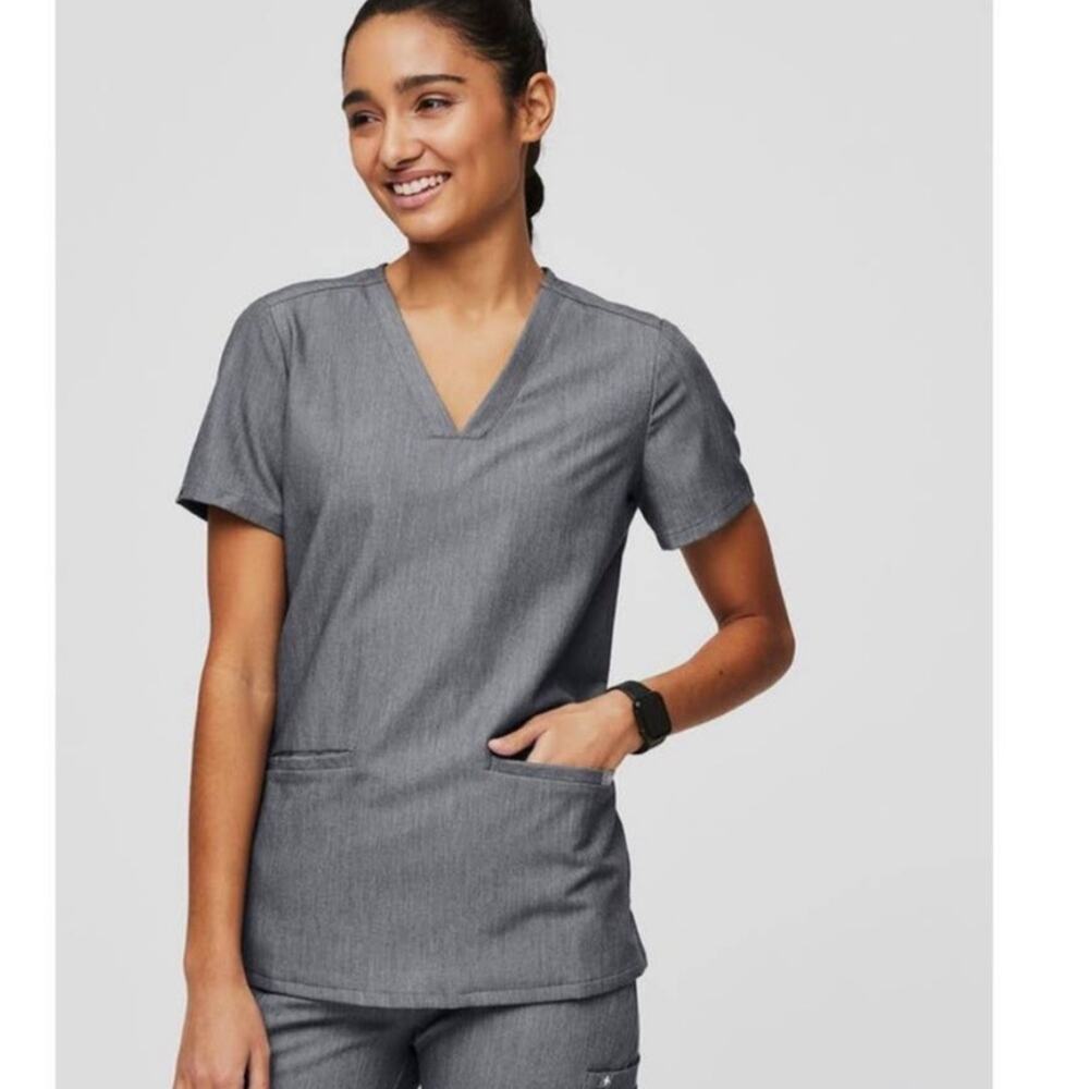 Figs Womens Graphite‎ Gray Three Pocket Casma Scrub Top Size XS Soft Medical